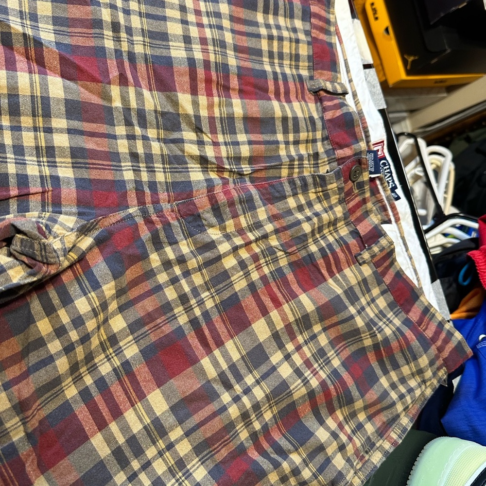 CHAPS Men’s Golf   PLAID SHORTS SIZE  40 Color Multi